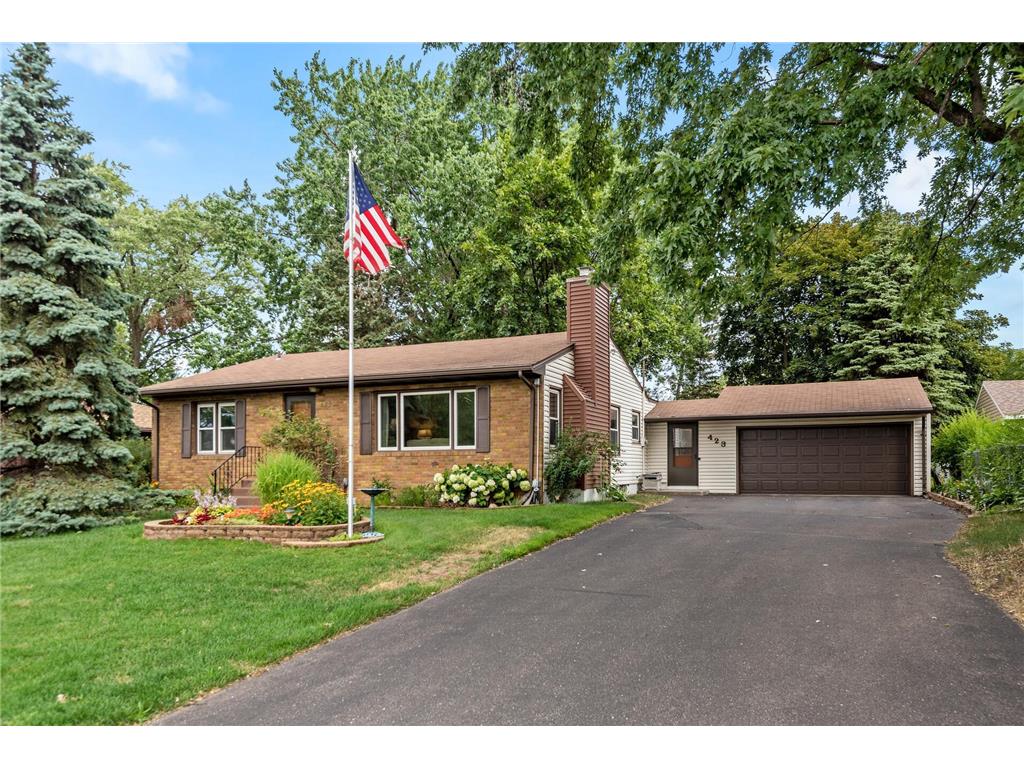 423 Minnesota Avenue Roseville MN 55113 6398415 image1