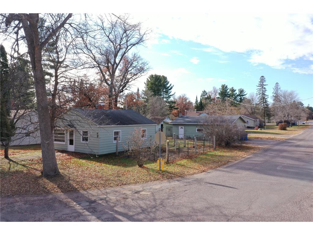 423 N Pine Street Grantsburg WI 54840 6817781 image1