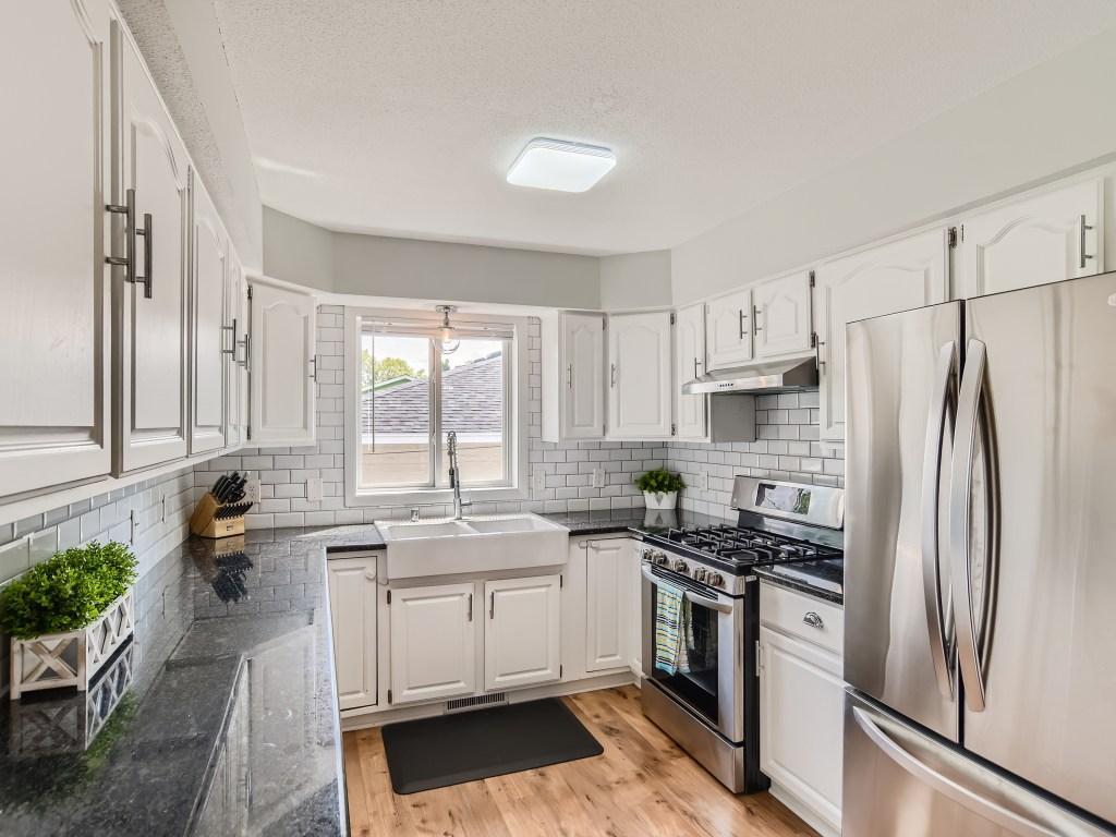 423 Pierce Street NE Minneapolis MN 55413 6411786 image1