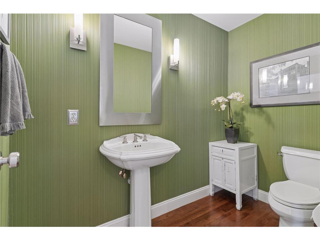 423 River Street Minneapolis MN 55401 7031261 image25