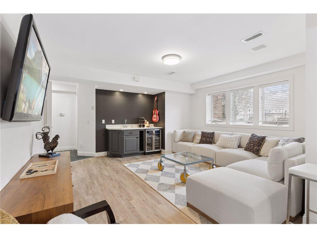 423 River Street Minneapolis MN 55401 7031261 image29