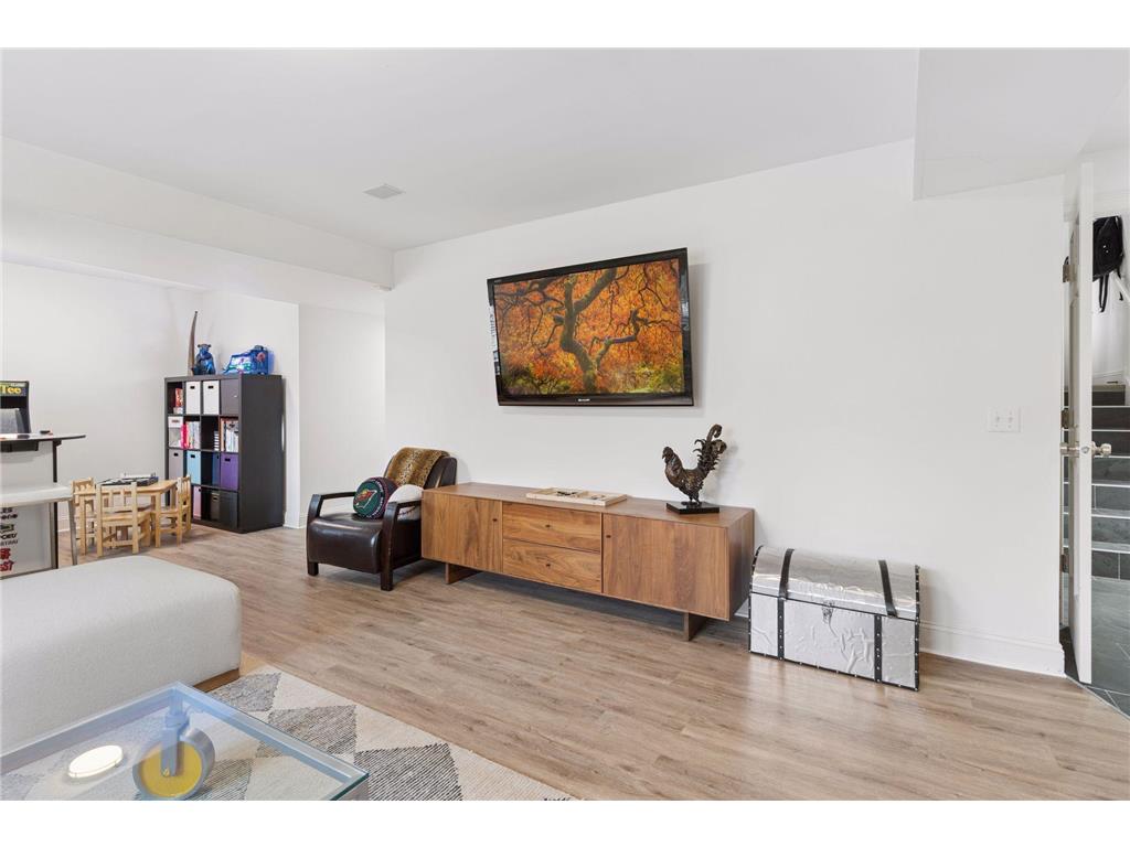 423 River Street Minneapolis MN 55401 7031261 image30