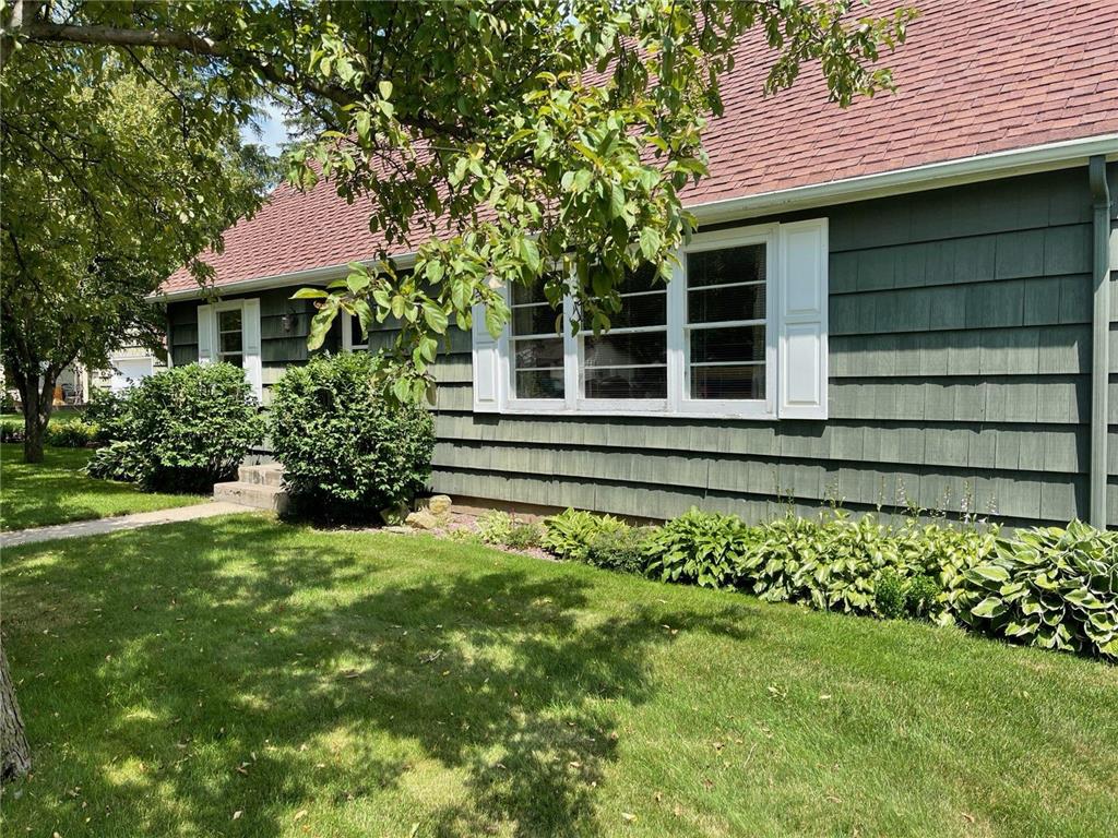 423 S Decorah Street, Caledonia, MN, 55921 MLS 6231438 Edina Realty