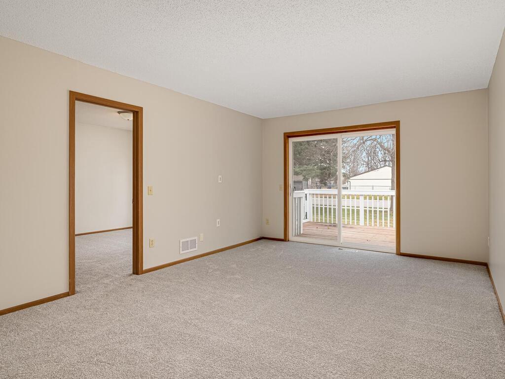 423 Whispering River Lane Farmington MN 55024 6818649 image2