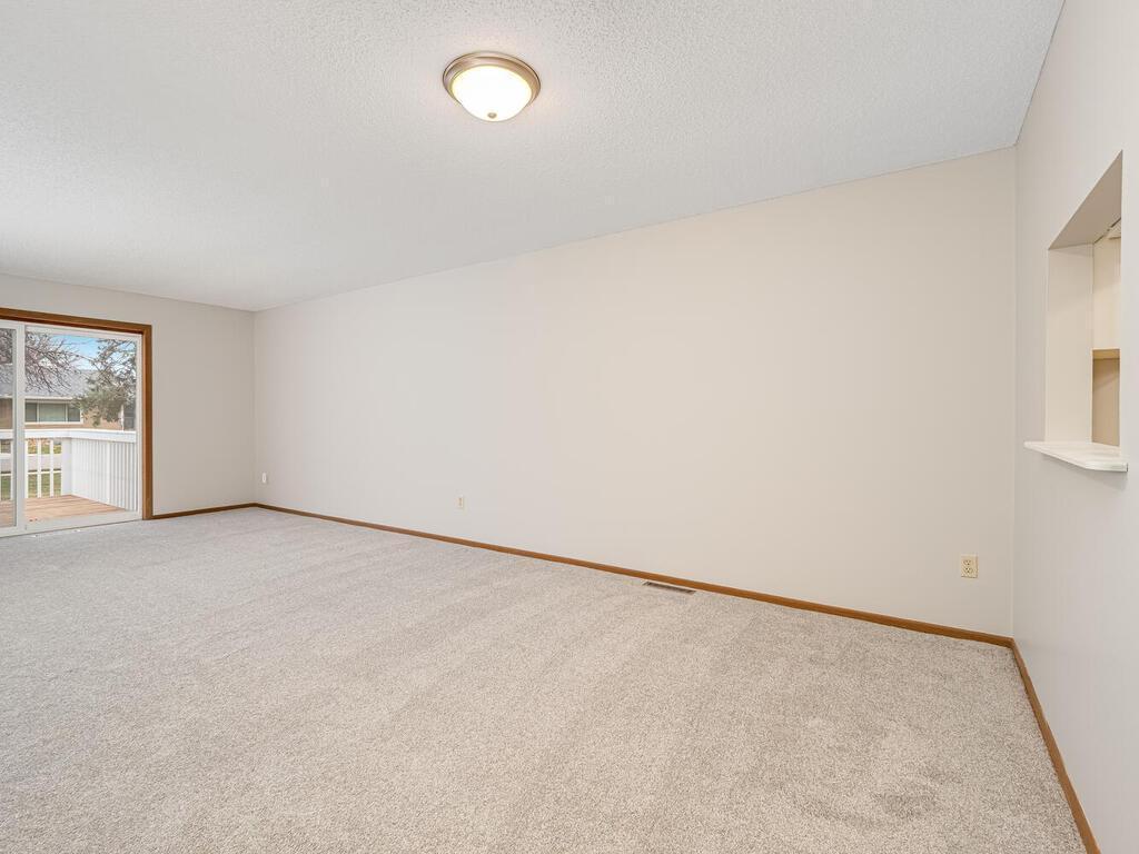 423 Whispering River Lane Farmington MN 55024 6818649 image4