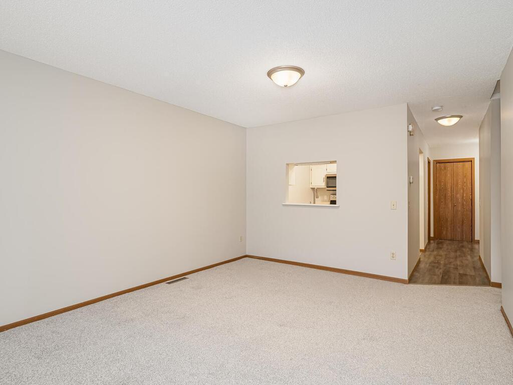 423 Whispering River Lane Farmington MN 55024 6818649 image5