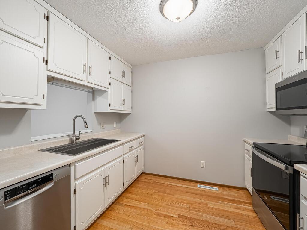 423 Whispering River Lane Farmington MN 55024 6818649 image6