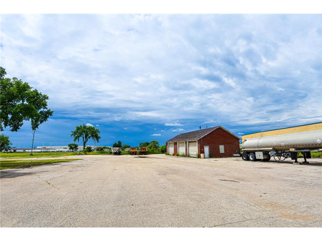423 Zeh Street W Thief River Falls MN 56701 7095707 image10