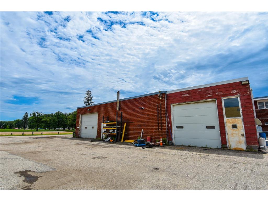 423 Zeh Street W Thief River Falls MN 56701 7095707 image12