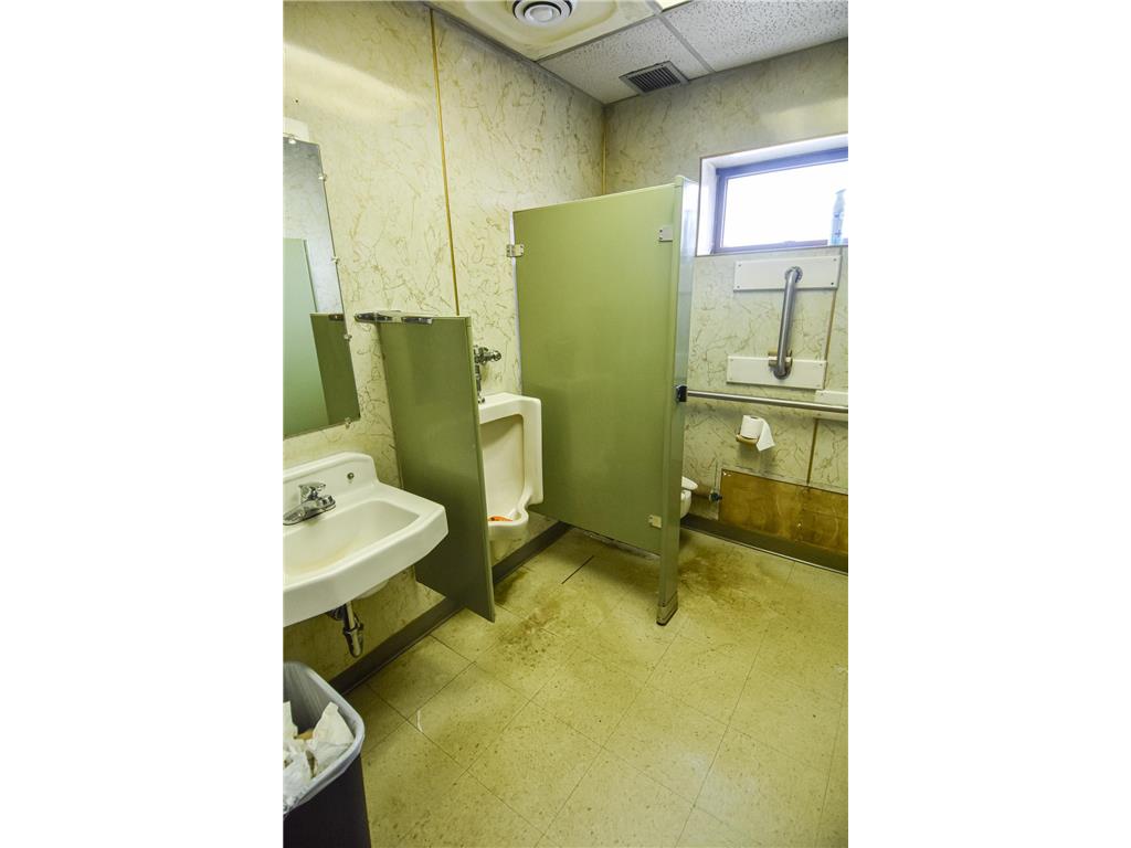 423 Zeh Street W Thief River Falls MN 56701 7095707 image24