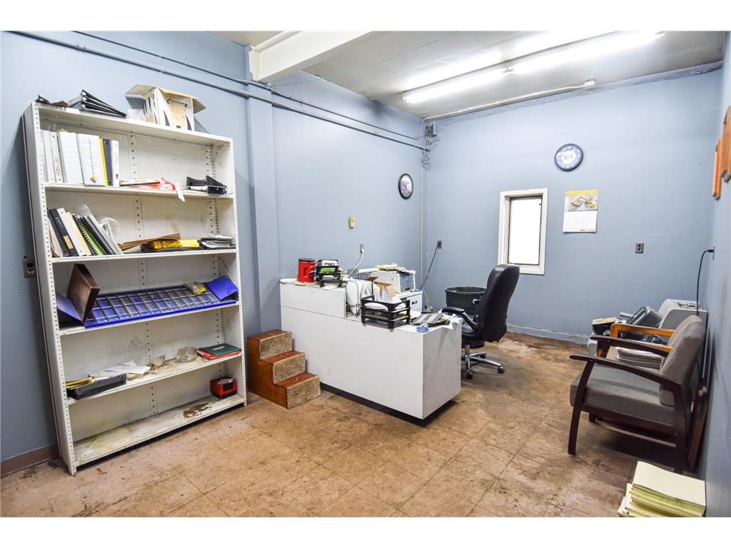 423 Zeh Street W Thief River Falls MN 56701 7095707 image34