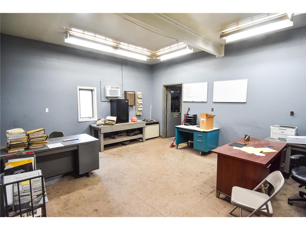 423 Zeh Street W Thief River Falls MN 56701 7095707 image35
