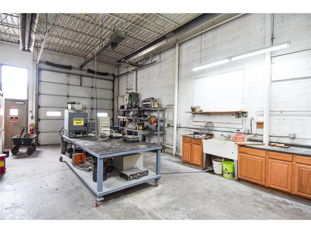 423 Zeh Street W Thief River Falls MN 56701 7095707 image37