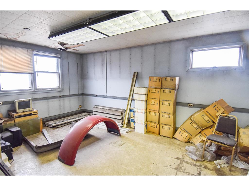 423 Zeh Street W Thief River Falls MN 56701 7095707 image46