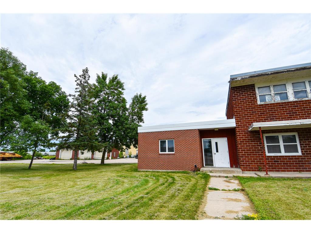 423 Zeh Street W Thief River Falls MN 56701 7095707 image5
