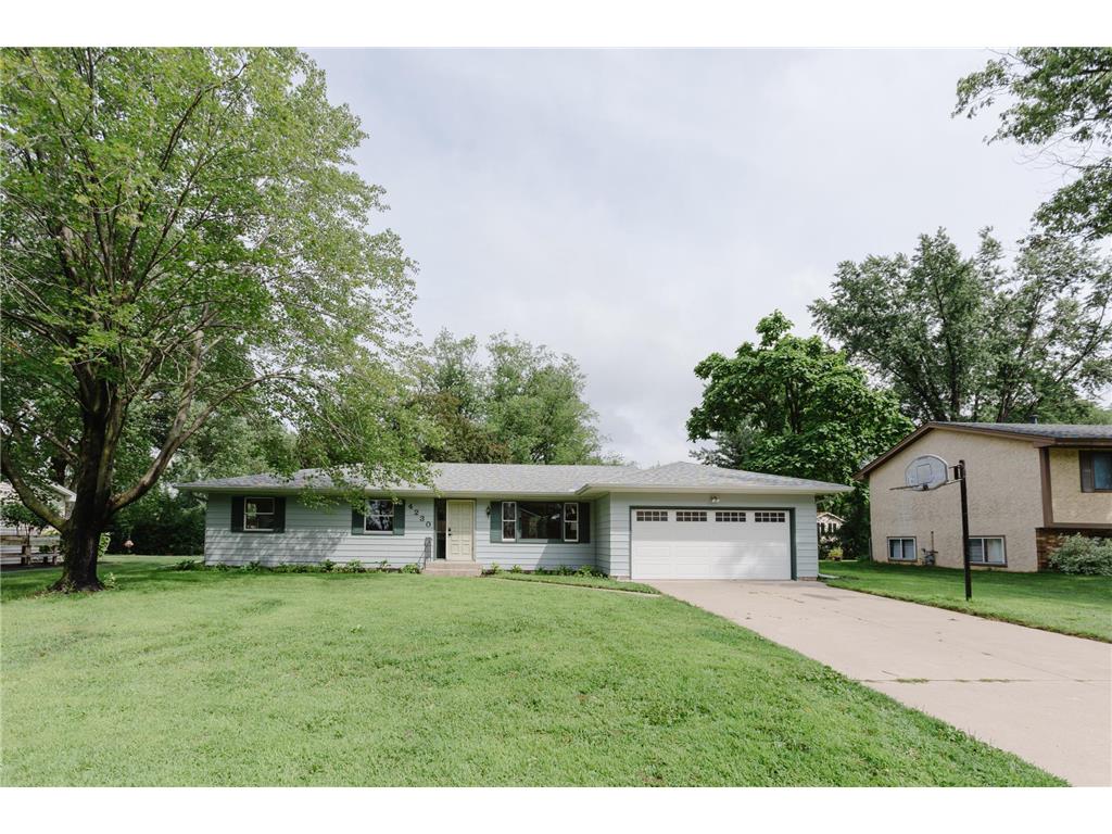 4230 Edgemont Street Vadnais Heights MN 55127 6770856 image1