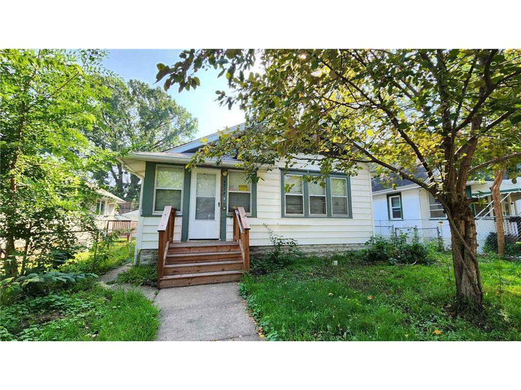 4230 Humboldt Avenue N Minneapolis MN 55412 6429642 image1