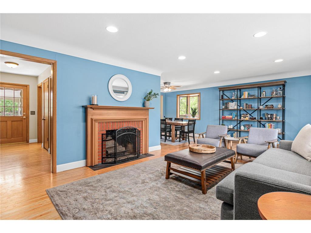 4230 Maple Lane Minnetonka MN 55345 7070731 image3