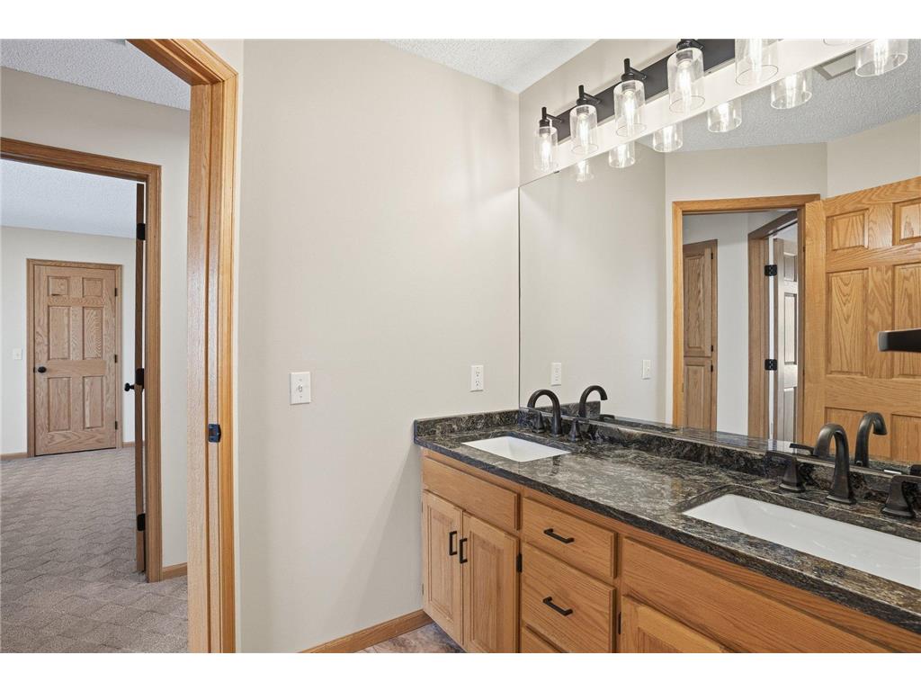 4230 Pineview Lane N Plymouth MN 55442 7048541 image54