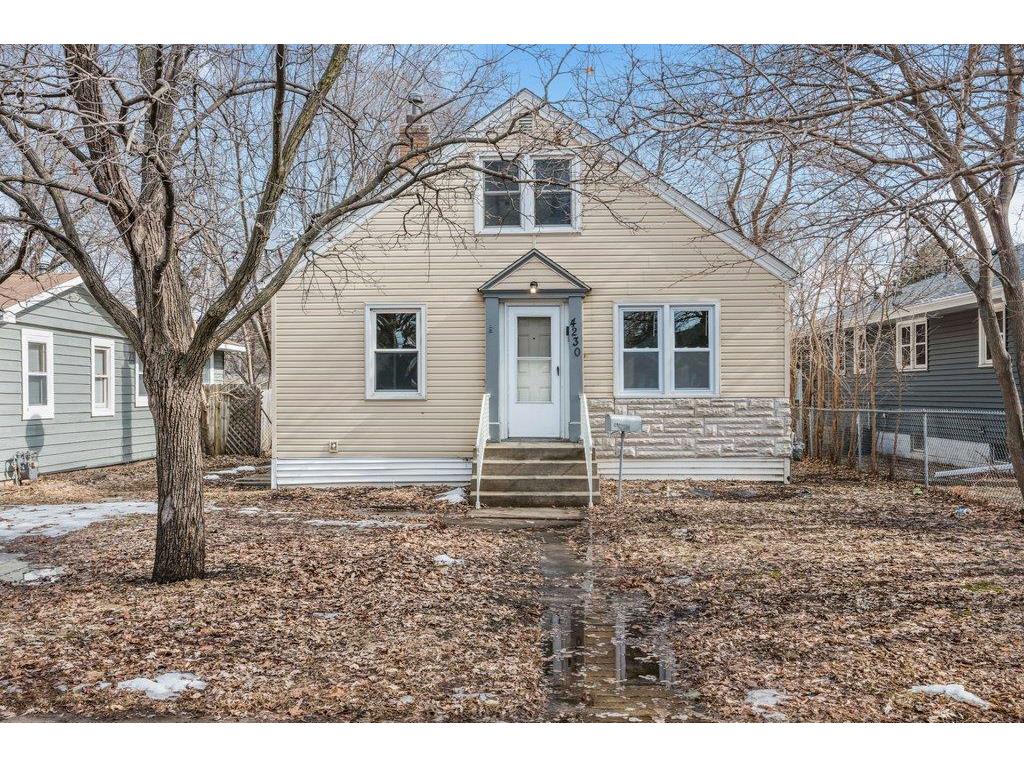 4230 Zane Avenue N Crystal MN 55422 7030454 image1