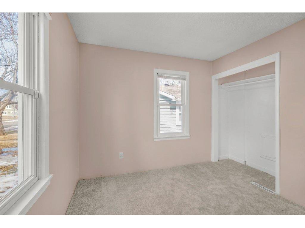 4230 Zane Avenue N Crystal MN 55422 7030454 image10