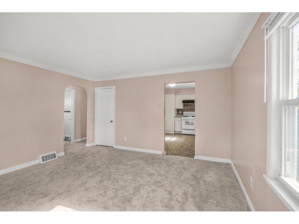 4230 Zane Avenue N Crystal MN 55422 7030454 image3