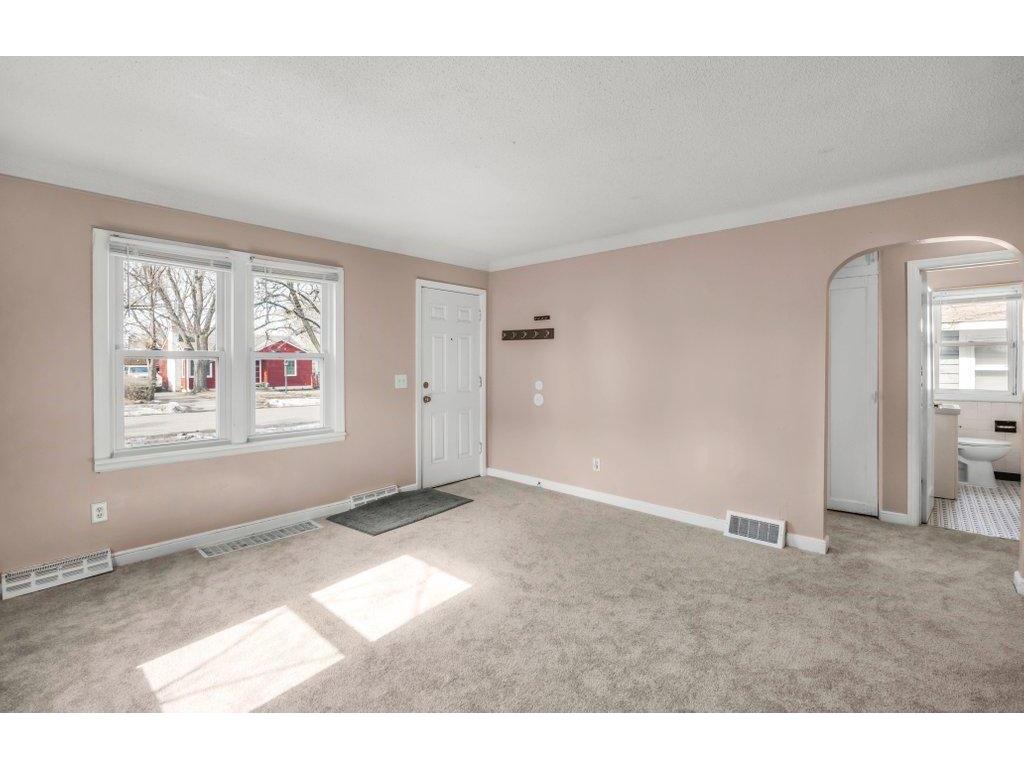 4230 Zane Avenue N Crystal MN 55422 7030454 image4