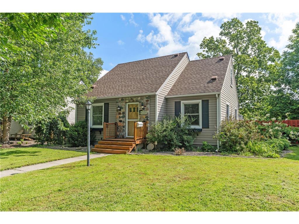 4230 Zenith Avenue N Robbinsdale MN 55422 6769964 image1