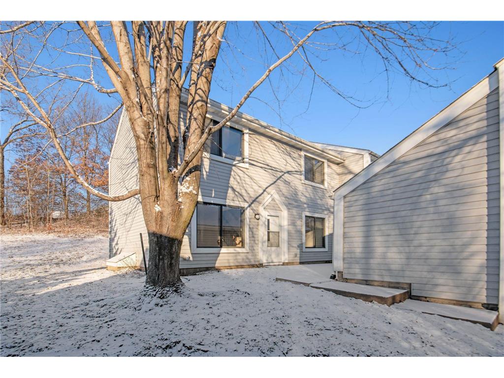 4231 Sylvia Lane N Shoreview MN 55126 6636066 image1