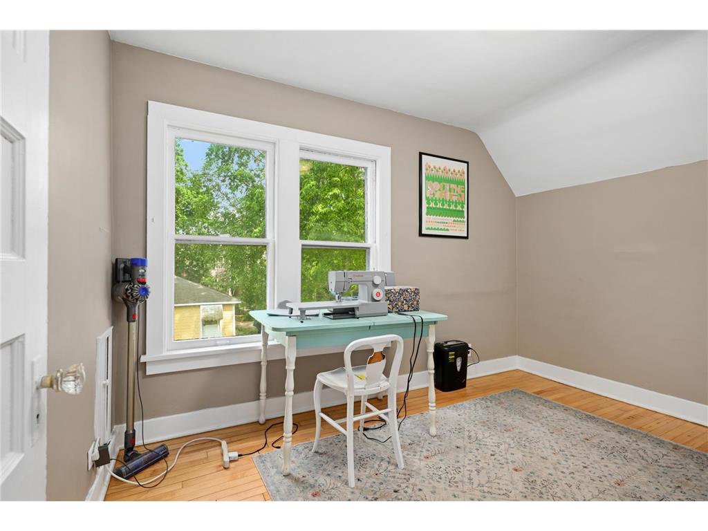 4231 Wentworth Avenue Minneapolis MN 55409 7089660 image11