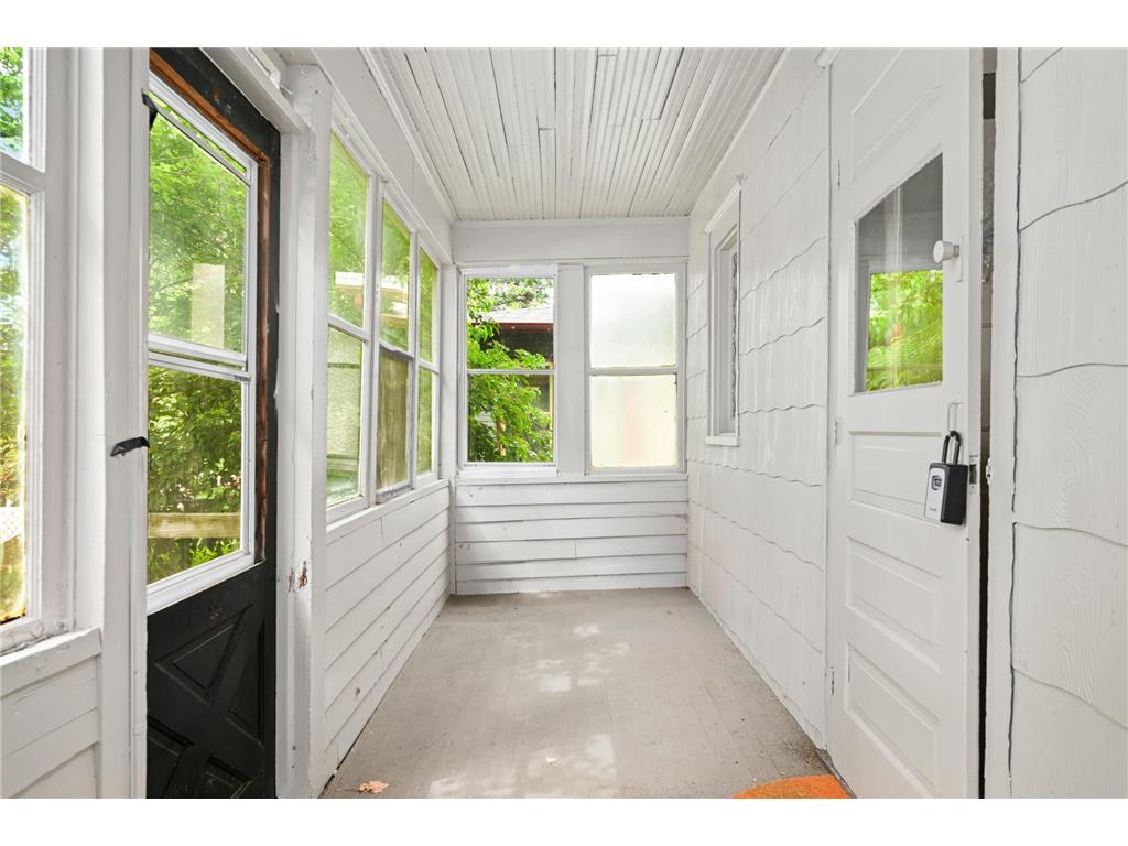 4231 Wentworth Avenue Minneapolis MN 55409 7089660 image2