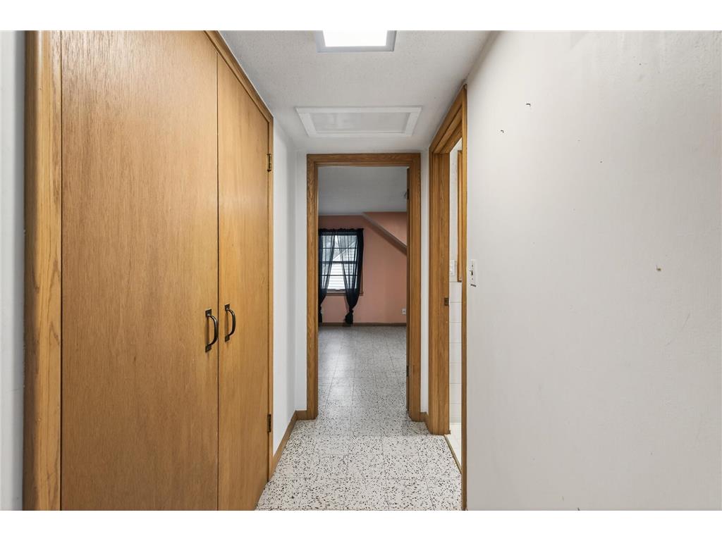 4232 Halifax Avenue N Robbinsdale MN 55422 6773964 image24