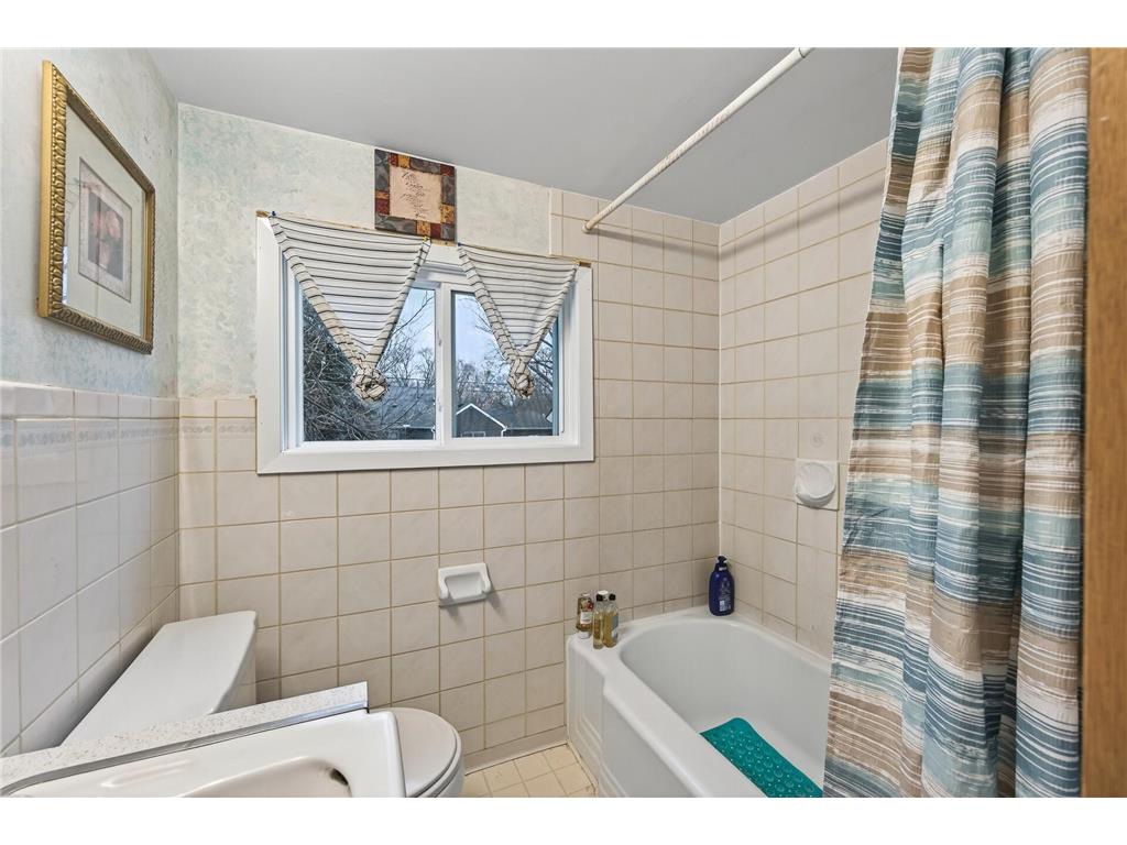 4232 Halifax Avenue N Robbinsdale MN 55422 6773964 image26