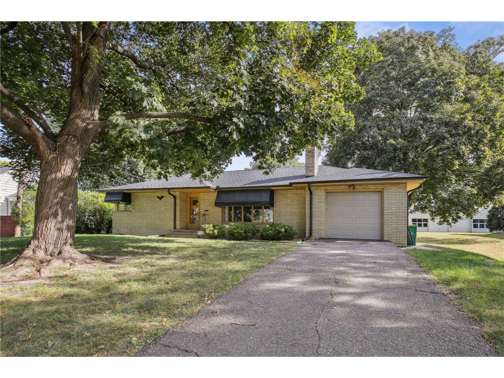 4232 Lake Road Avenue Robbinsdale MN 55422 6604908 image1