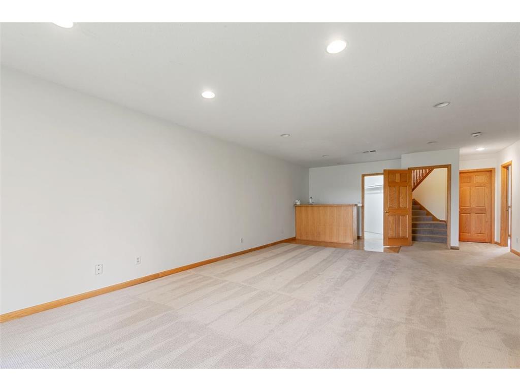 4233 93rd Avenue N Brooklyn Park MN 55443 7073370 image16