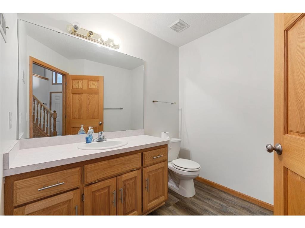 4233 93rd Avenue N Brooklyn Park MN 55443 7073370 image17