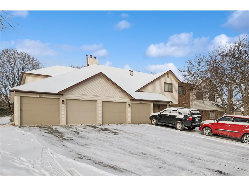 4233 Magnolia Lane N Plymouth MN 55441 6646887 image1