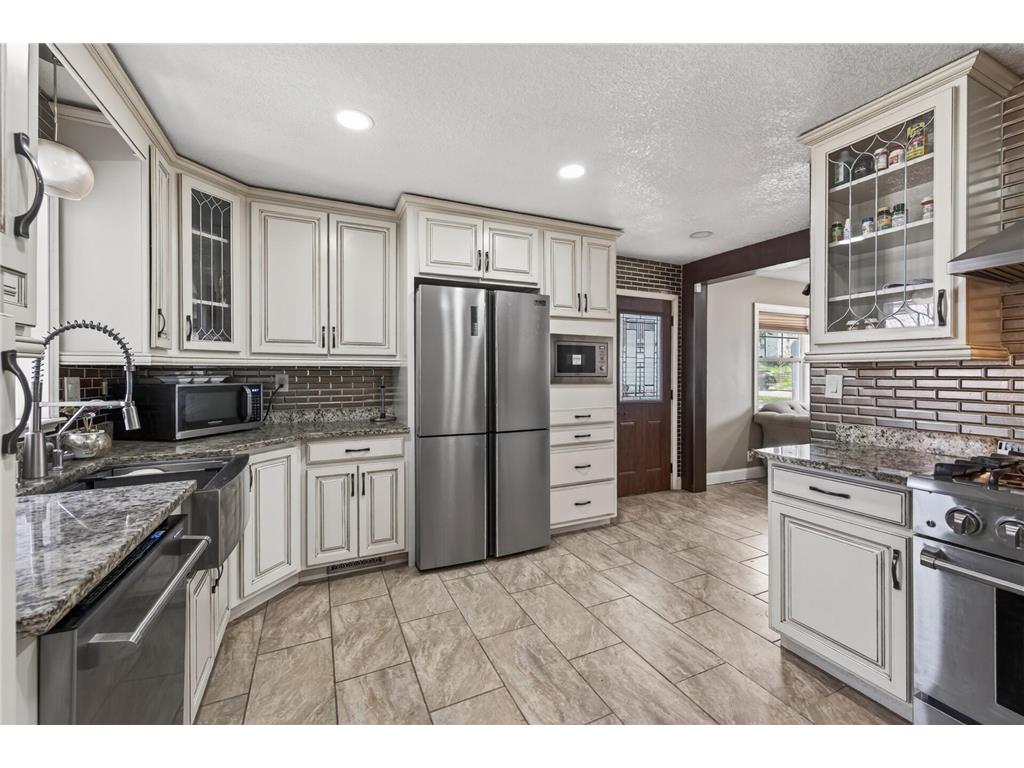 4233 Quincy Street NE Columbia Heights MN 55421 7052493 image7