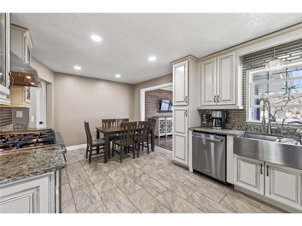 4233 Quincy Street NE Columbia Heights MN 55421 7052493 image9