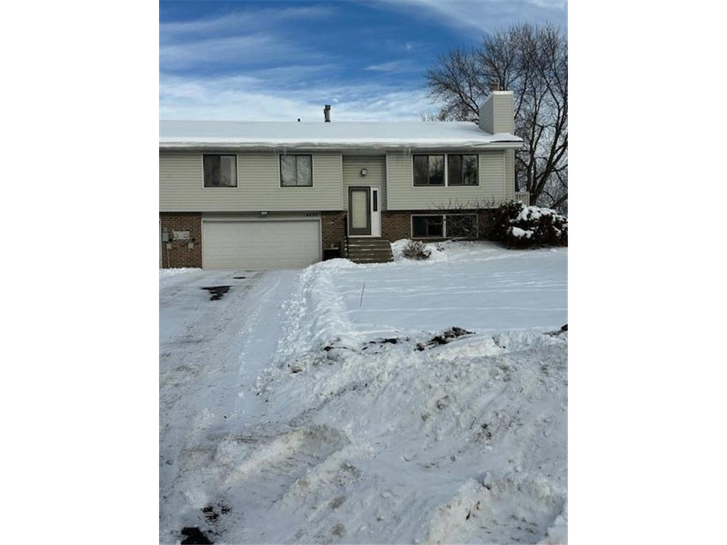 4235 Bridgewood Terrace Vadnais Heights MN 55127 7000717 image1