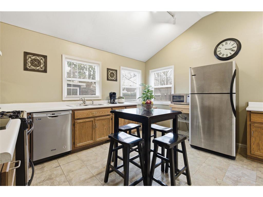 4235 Vincent Avenue N Minneapolis MN 55412 6824893 image12