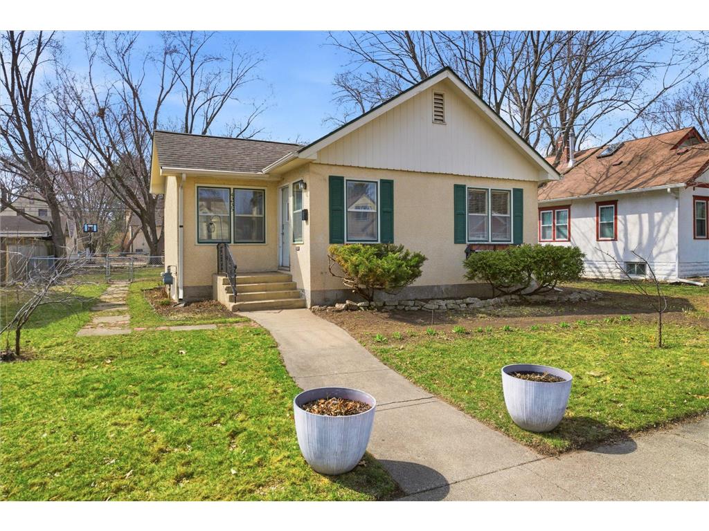 4235 Vincent Avenue N Minneapolis MN 55412 6824893 image2