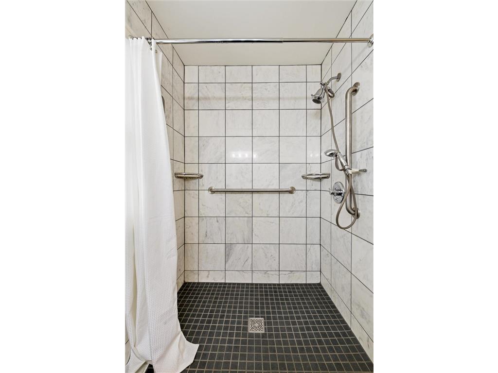 4235 Vincent Avenue N Minneapolis MN 55412 6824893 image22