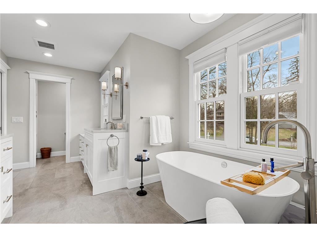 4236 Heathcote Road Deephaven MN 55391 7041969 image28
