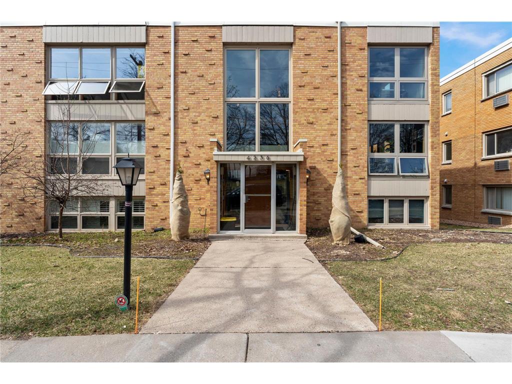 4236 Upton Avenue S #303 Minneapolis MN 55410 7041226 image2