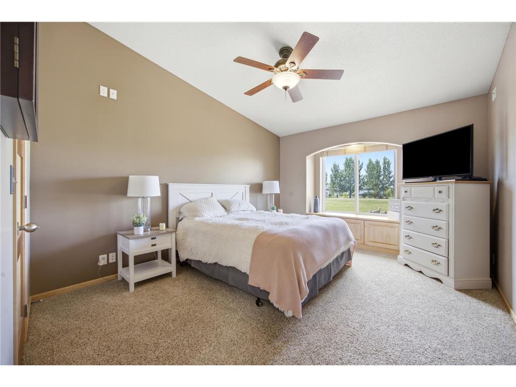 4237 39th Avenue S Fargo ND 58104 7097949 image12