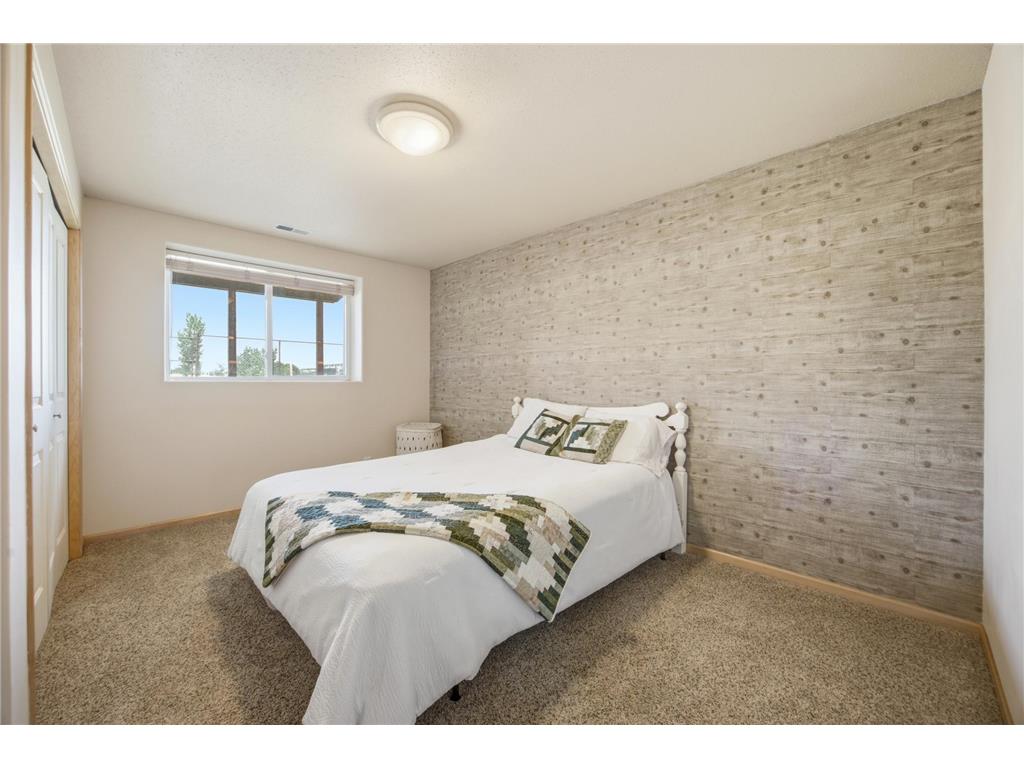 4237 39th Avenue S Fargo ND 58104 7097949 image17
