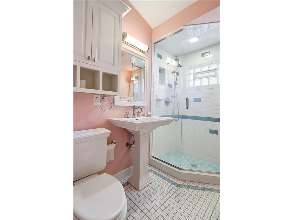 4237 Crocker Avenue Edina MN 55416 6788780 image30