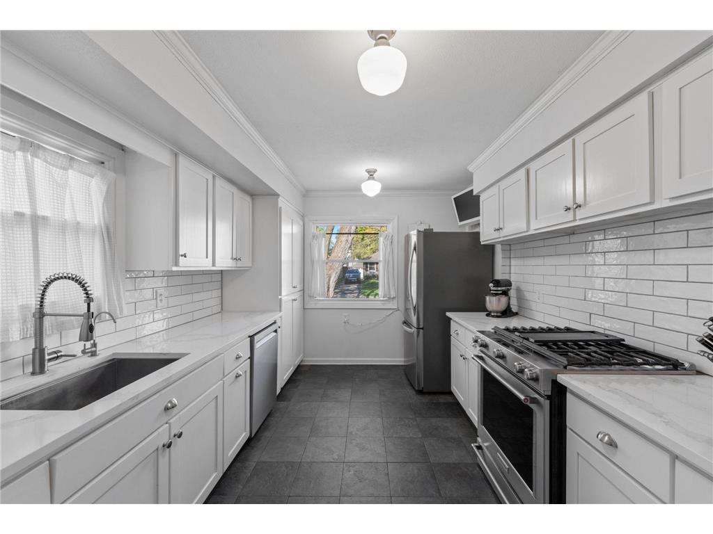 4237 Ottawa Avenue S Saint Louis Park MN 55416 7080984 image8