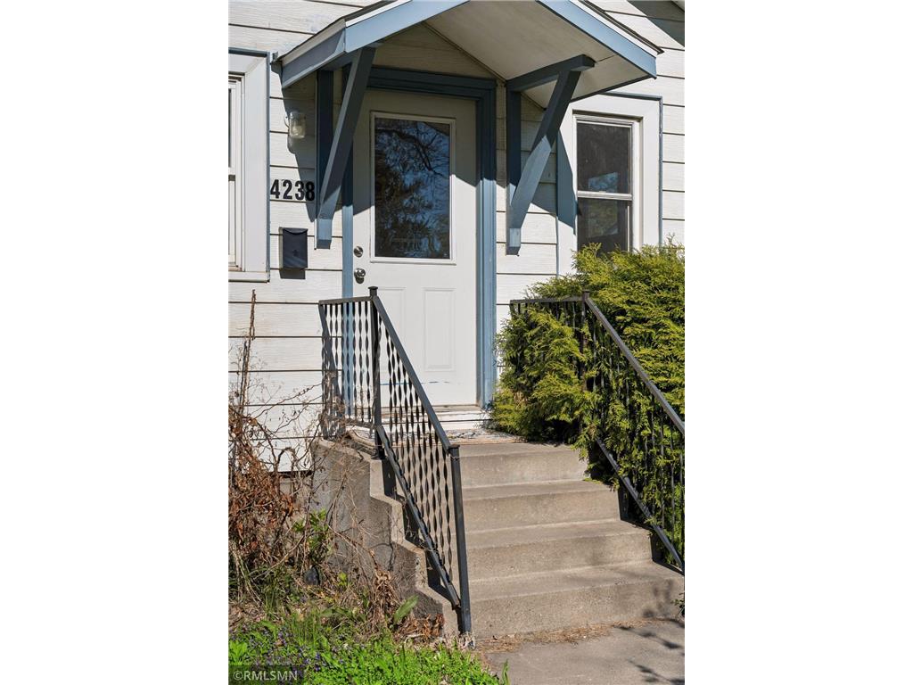 4238 Jackson Street NE Columbia Heights MN 55421 7064816 image3